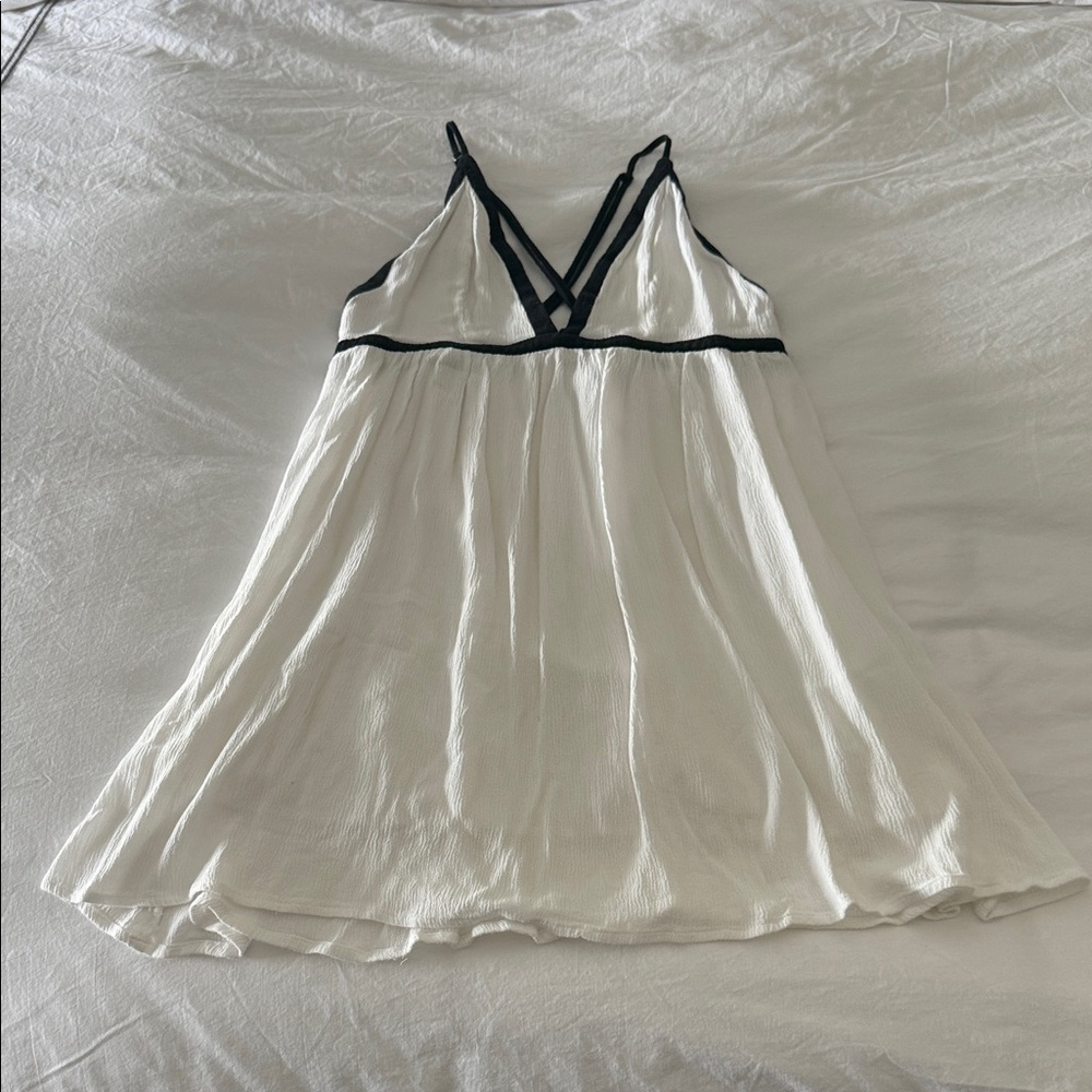 Lulu's Black and White Chemise